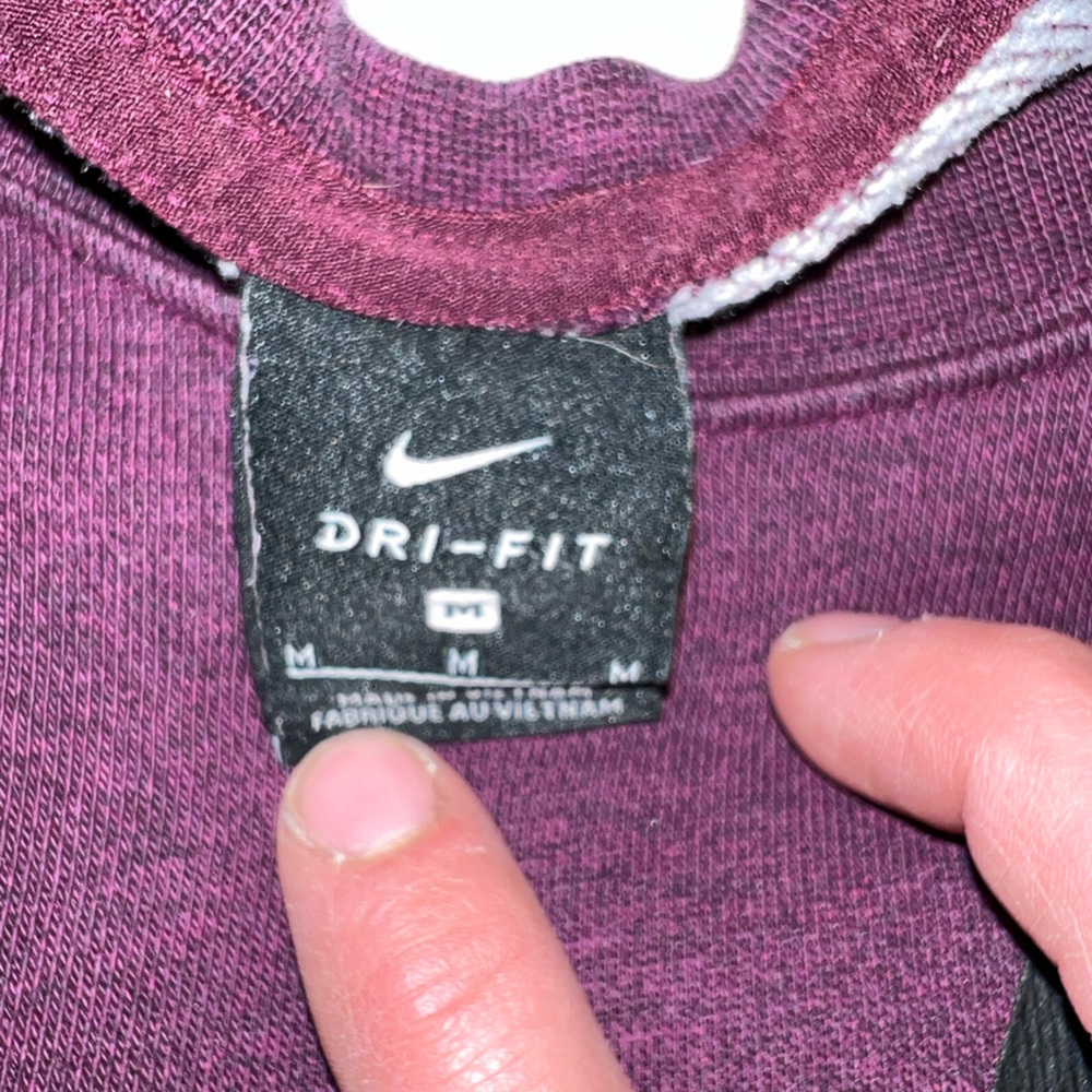 Cropped Nike Crewneck - Picture 3 of 3